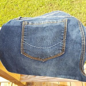 Torrid size 18 boot cut jeans 🤩🤩